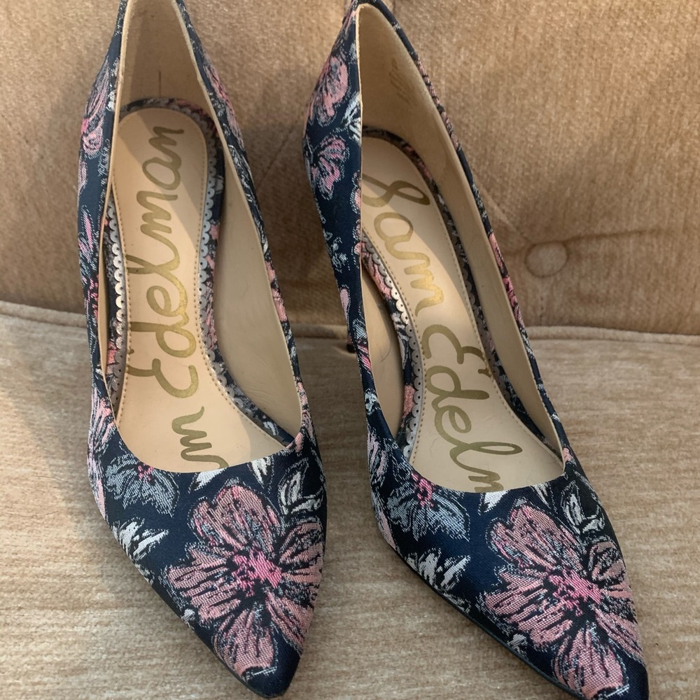 SAM EDELMAN Floral Pattern, US 6 Pointy Toe Heel